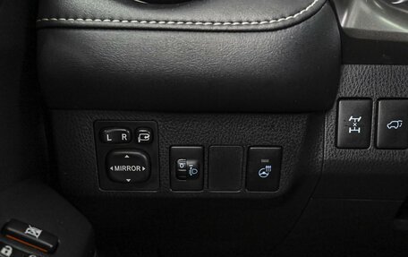 Toyota RAV4, 2016 год, 2 379 000 рублей, 22 фотография