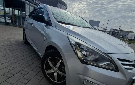Hyundai Solaris II рестайлинг, 2015 год, 1 250 000 рублей, 2 фотография