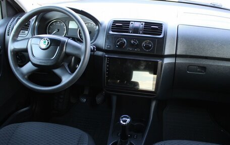 Skoda Fabia II, 2011 год, 379 000 рублей, 7 фотография