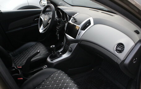 Chevrolet Cruze II, 2013 год, 810 000 рублей, 7 фотография