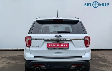 Ford Explorer V рестайлинг, 2018 год, 2 590 000 рублей, 6 фотография