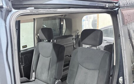 Nissan Serena III, 2011 год, 950 000 рублей, 5 фотография