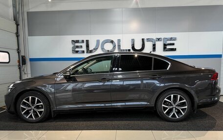 Volkswagen Passat B8 рестайлинг, 2021 год, 2 449 000 рублей, 4 фотография