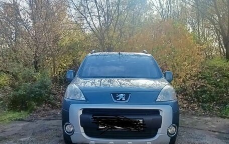 Peugeot Partner II рестайлинг 2, 2012 год, 1 250 000 рублей, 1 фотография