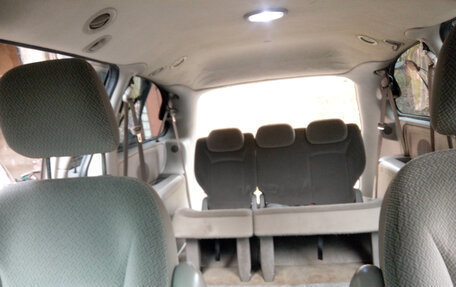 Chrysler Town & Country IV, 2006 год, 800 000 рублей, 12 фотография