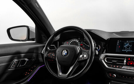 BMW 3 серия, 2019 год, 2 585 000 рублей, 17 фотография