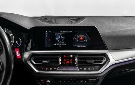 BMW 3 серия, 2019 год, 2 585 000 рублей, 19 фотография