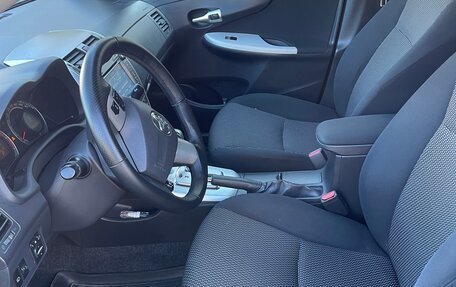 Toyota Corolla, 2011 год, 950 000 рублей, 4 фотография