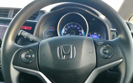 Honda Fit III, 2017 год, 1 340 000 рублей, 9 фотография