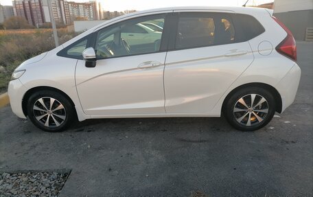 Honda Fit III, 2017 год, 1 340 000 рублей, 17 фотография
