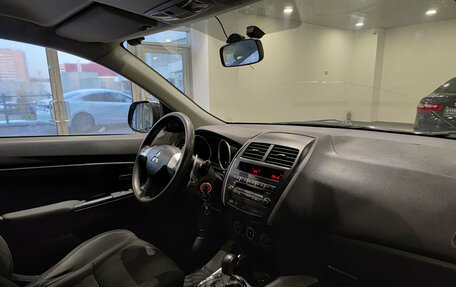 Mitsubishi ASX I рестайлинг, 2011 год, 740 000 рублей, 15 фотография