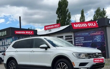 Volkswagen Tiguan II, 2021 год, 2 650 000 рублей, 3 фотография