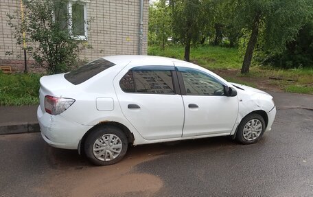 Renault Logan II, 2014 год, 175 000 рублей, 7 фотография