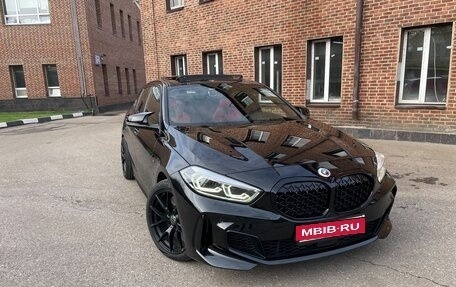 BMW 1 серия, 2022 год, 395 000 рублей, 1 фотография
