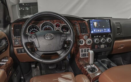 Toyota Sequoia II рестайлинг, 2009 год, 2 880 000 рублей, 6 фотография
