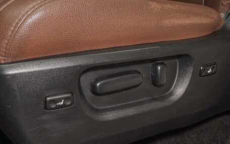 Toyota Sequoia II рестайлинг, 2009 год, 2 880 000 рублей, 20 фотография