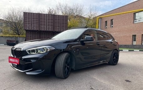 BMW 1 серия, 2022 год, 395 000 рублей, 2 фотография