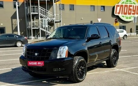 Cadillac Escalade III, 2007 год, 1 650 000 рублей, 4 фотография