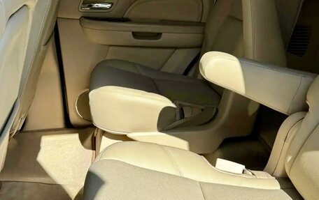 Cadillac Escalade III, 2007 год, 1 650 000 рублей, 23 фотография