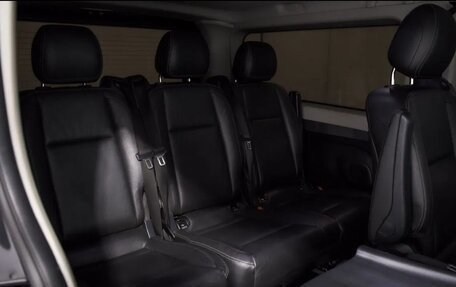 Opel Vivaro B, 2018 год, 2 700 000 рублей, 10 фотография