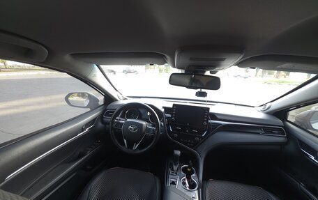 Toyota Camry, 2021 год, 3 060 000 рублей, 6 фотография
