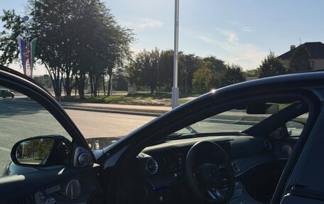 Mercedes-Benz E-Класс AMG, 2022 год, 9 000 000 рублей, 28 фотография