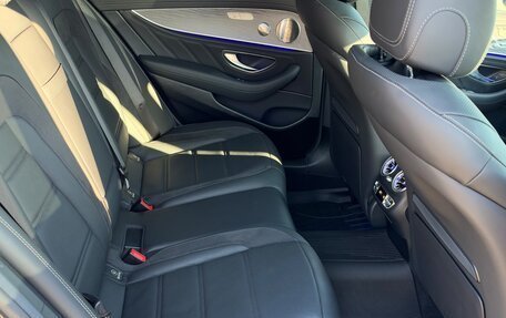 Mercedes-Benz E-Класс AMG, 2022 год, 9 000 000 рублей, 29 фотография
