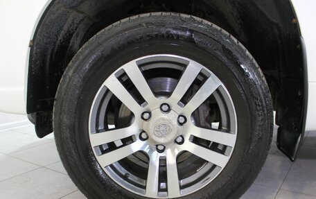 Toyota Land Cruiser Prado 150 рестайлинг, 2016 год, 3 800 000 рублей, 10 фотография