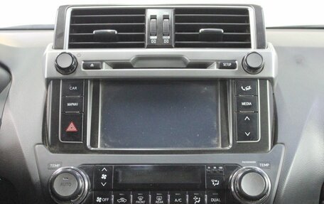 Toyota Land Cruiser Prado 150 рестайлинг, 2016 год, 3 800 000 рублей, 14 фотография