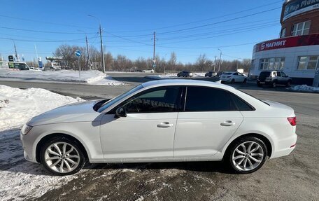 Audi A4, 2019 год, 1 980 000 рублей, 4 фотография