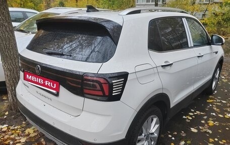 Volkswagen T-Cross I, 2022 год, 1 780 000 рублей, 3 фотография