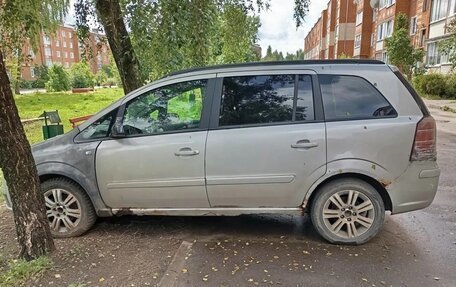Opel Zafira B, 2006 год, 140 000 рублей, 11 фотография