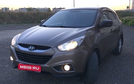 Hyundai ix35 I рестайлинг, 2013 год, 1 270 000 рублей, 2 фотография