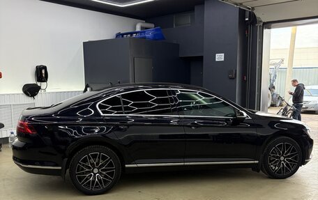 Volkswagen Passat B8 рестайлинг, 2018 год, 2 400 000 рублей, 5 фотография