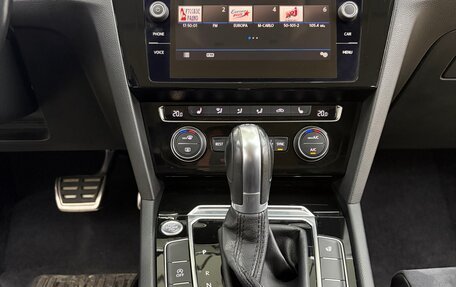 Volkswagen Passat B8 рестайлинг, 2018 год, 2 400 000 рублей, 20 фотография