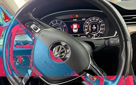 Volkswagen Passat B8 рестайлинг, 2018 год, 2 400 000 рублей, 23 фотография
