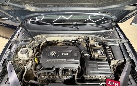 Volkswagen Passat B8 рестайлинг, 2018 год, 2 400 000 рублей, 26 фотография