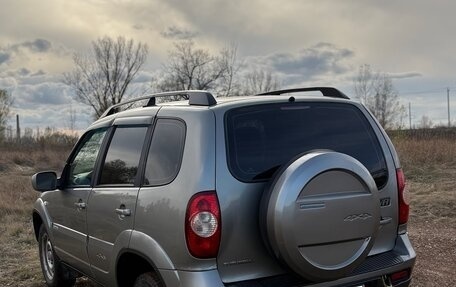 Chevrolet Niva I рестайлинг, 2012 год, 400 000 рублей, 4 фотография