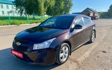 Chevrolet Cruze II, 2013 год, 820 000 рублей, 1 фотография