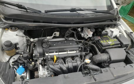 Hyundai Solaris II рестайлинг, 2011 год, 550 000 рублей, 8 фотография