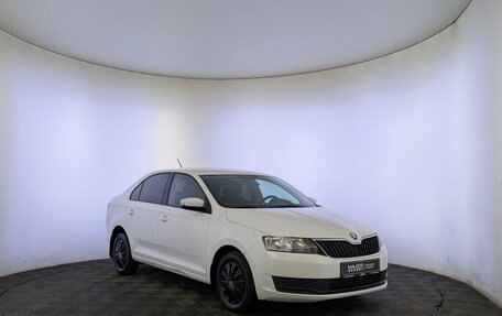 Skoda Rapid I, 2019 год, 900 000 рублей, 3 фотография