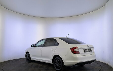 Skoda Rapid I, 2019 год, 900 000 рублей, 7 фотография