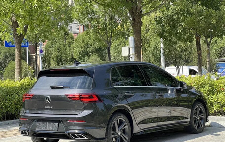 Volkswagen Golf VIII, 2023 год, 1 827 009 рублей, 4 фотография