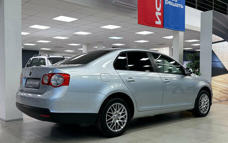 Volkswagen Jetta VII, 2009 год, 570 000 рублей, 2 фотография