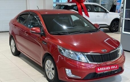 KIA Rio III рестайлинг, 2014 год, 999 000 рублей, 3 фотография