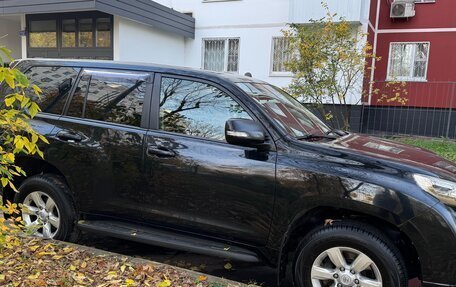 Toyota Land Cruiser Prado 150 рестайлинг, 2015 год, 3 300 000 рублей, 4 фотография
