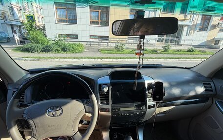 Toyota Land Cruiser Prado 120, 2008 год, 2 000 000 рублей, 5 фотография
