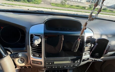 Toyota Land Cruiser Prado 120, 2008 год, 2 000 000 рублей, 7 фотография