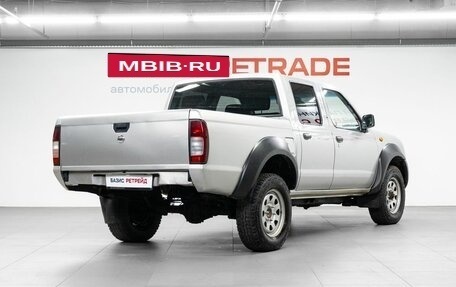 Nissan NP300, 2010 год, 1 040 000 рублей, 6 фотография