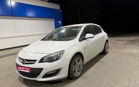 Opel Astra J, 2013 год, 999 999 рублей, 3 фотография